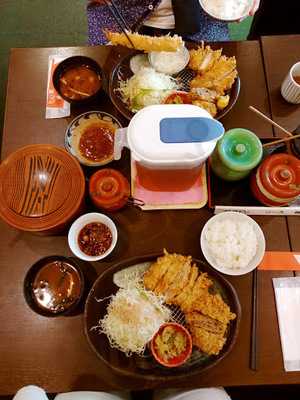 豚ゴリラ 新京極六角店