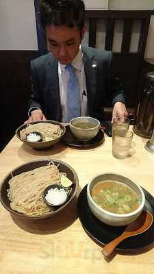 麺匠 たか松 本店