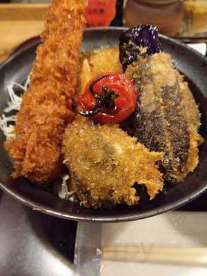 新潟カツ丼 タレカツ 神保町本店