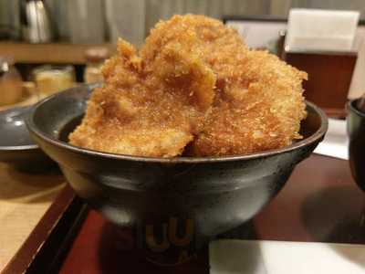 新潟カツ丼 タレカツ 神保町本店