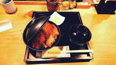 新潟カツ丼 タレカツ 神保町本店