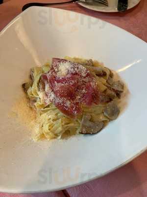 オステリア ガウダンテ 大阪駅前第4ビル店