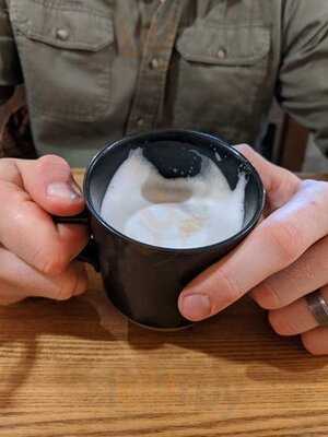 アジパイプラスヒビコーヒー