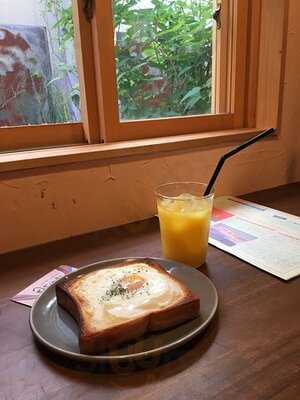 アジパイプラスヒビコーヒー