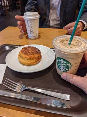 スターバックスコーヒー ラクエ四条烏丸店