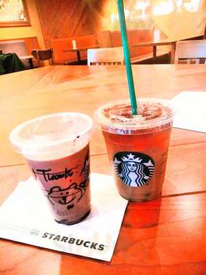 スターバックスコーヒー ラクエ四条烏丸店