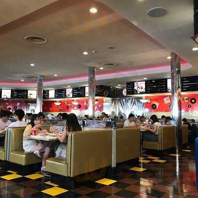 メルズ・ドライブイン