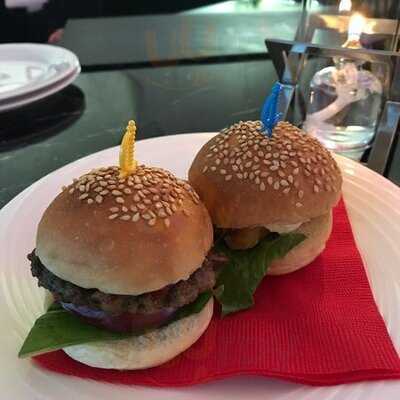 スカイラウンジフォーシーズンズ