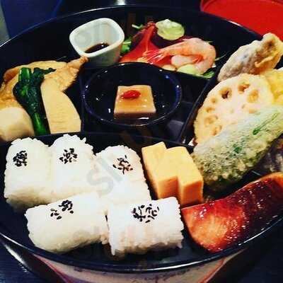 ふくをよぶ店 かき忠