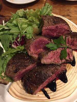 厳選ワイン飲み放題の店 肉バル横丁