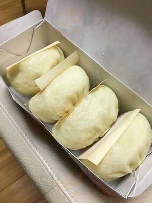 551蓬莱 梅田阪神店