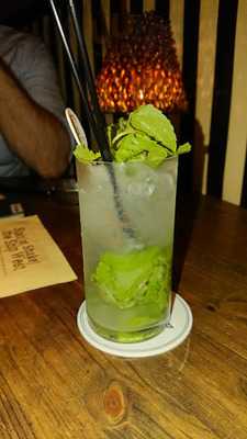 コーヒー/バー トラム