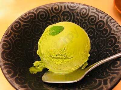 なだ万 帝国ホテル店