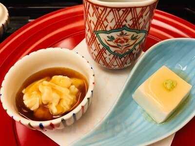 なだ万 帝国ホテル店