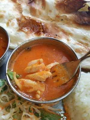 パリワール 新大阪店