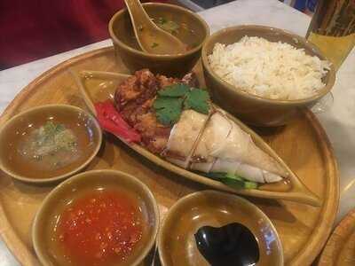 シンガポール 海南鶏飯 水道橋本店