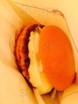 モスバーガー 西心斎橋店/mos Burger