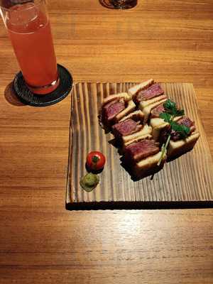 トップサーティー