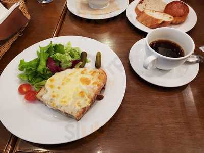 進々堂 府庁前店