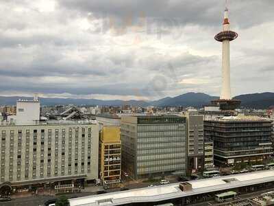 加賀屋 京都店(ジェイアール京都伊勢丹8階)