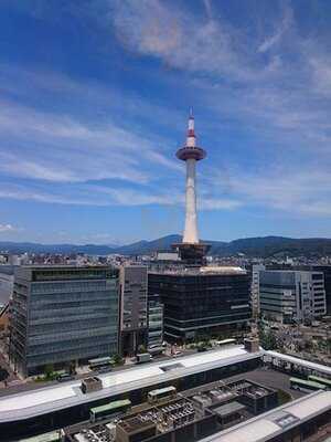 加賀屋 京都店(ジェイアール京都伊勢丹8階)