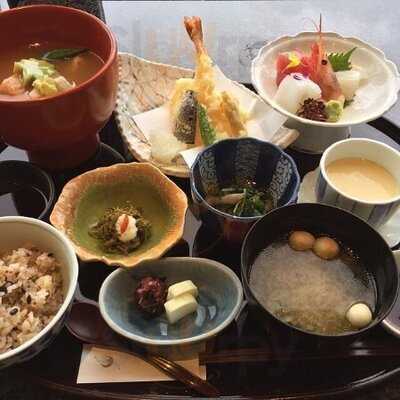 加賀屋 京都店(ジェイアール京都伊勢丹8階)