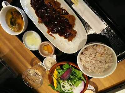 牛かつもと村 渋谷道玄坂店