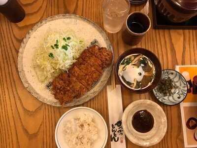 かつかつとんとん