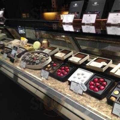 ピエール・マルコリーニグランスタ店