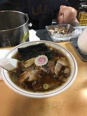 青島食堂 西堀店