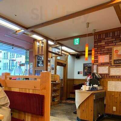 コメダ珈琲店 大阪本町店