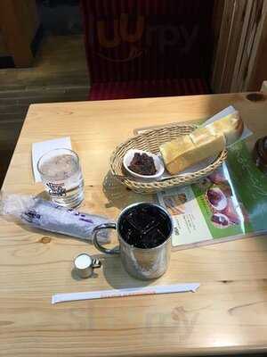 コメダ珈琲店 大阪本町店