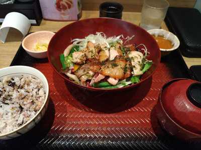 おひつ膳田んぼ代々木本店