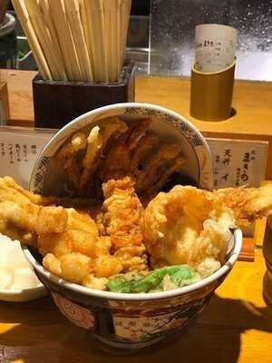 天ぷら定食 まきの 難波千日前店