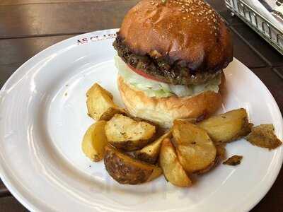 エーエス クラシック ダイナー 駒沢本店