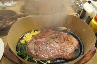 ヒーローズ 秋葉原店