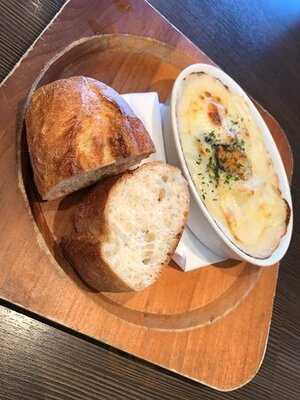 ウメダステーション オイスターバー 阪急グランドビル店