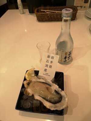 ウメダステーション オイスターバー 阪急グランドビル店