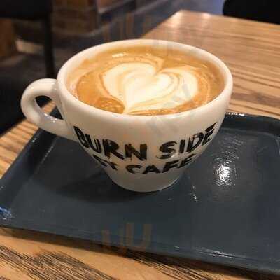 バーンサイドストリートカフェ