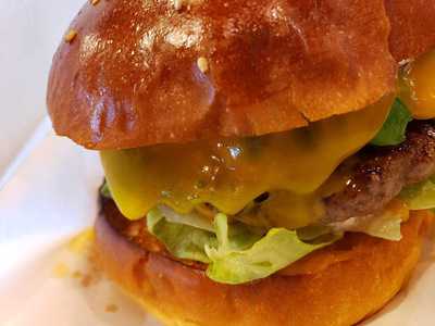 ゴールデンブラウン