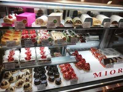 ミオール 梅田三番街店