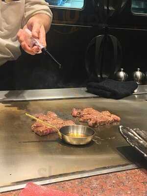 神戸牛 鉄板焼 リオ