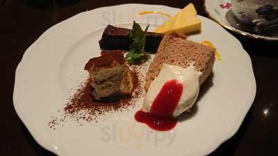 ピッツェリア ソローノ