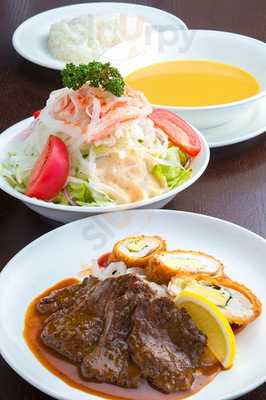 サラダの店サンチョ 伏見店