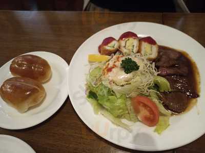 サラダの店サンチョ 伏見店