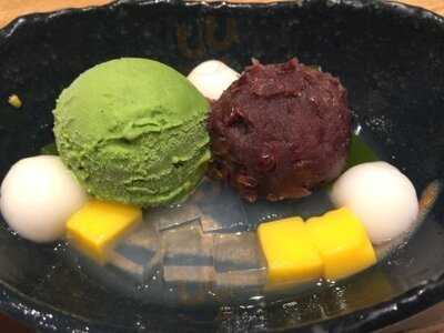 京都 つる家 茶房ヒルトンプラザイースト店