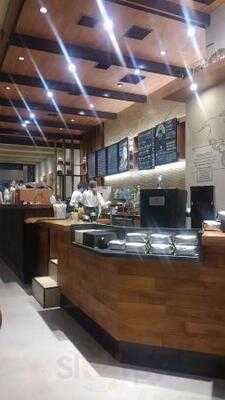 スターバックスコーヒー 飯田橋サクラテラス店