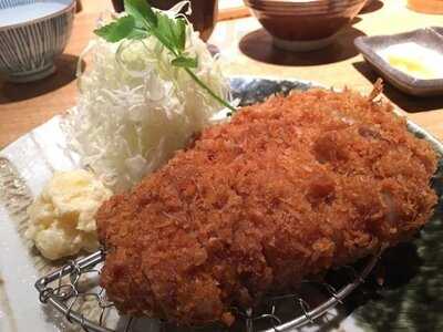 名代とんかつ かつくら 梅田茶屋町店