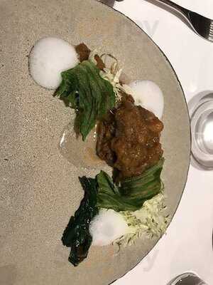 ア ニュ ルトゥルヴェ ヴー