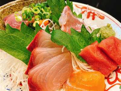 魚屋スタンドふじ